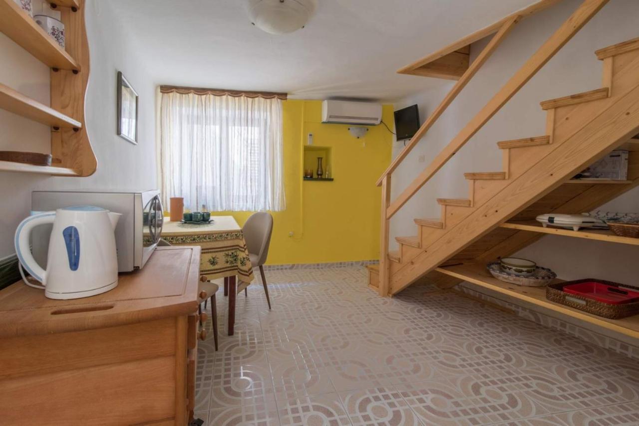Rustica Apartment Vrbnik  Exterior photo