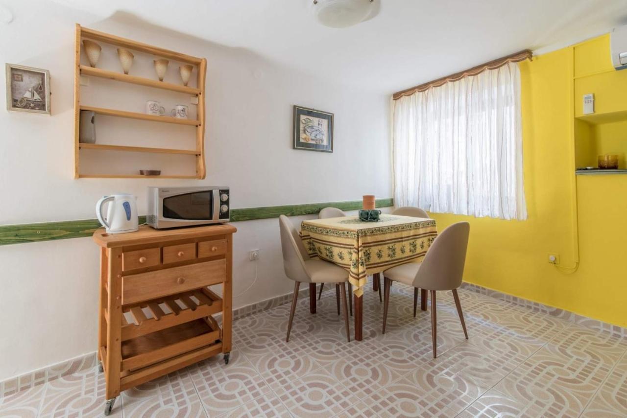 Rustica Apartment Vrbnik  Exterior photo